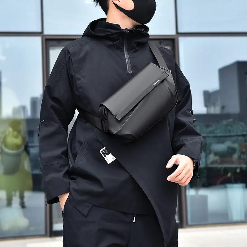Men's Black Jersey Casual Shoulder Bag with Camera & Keys - Image 4