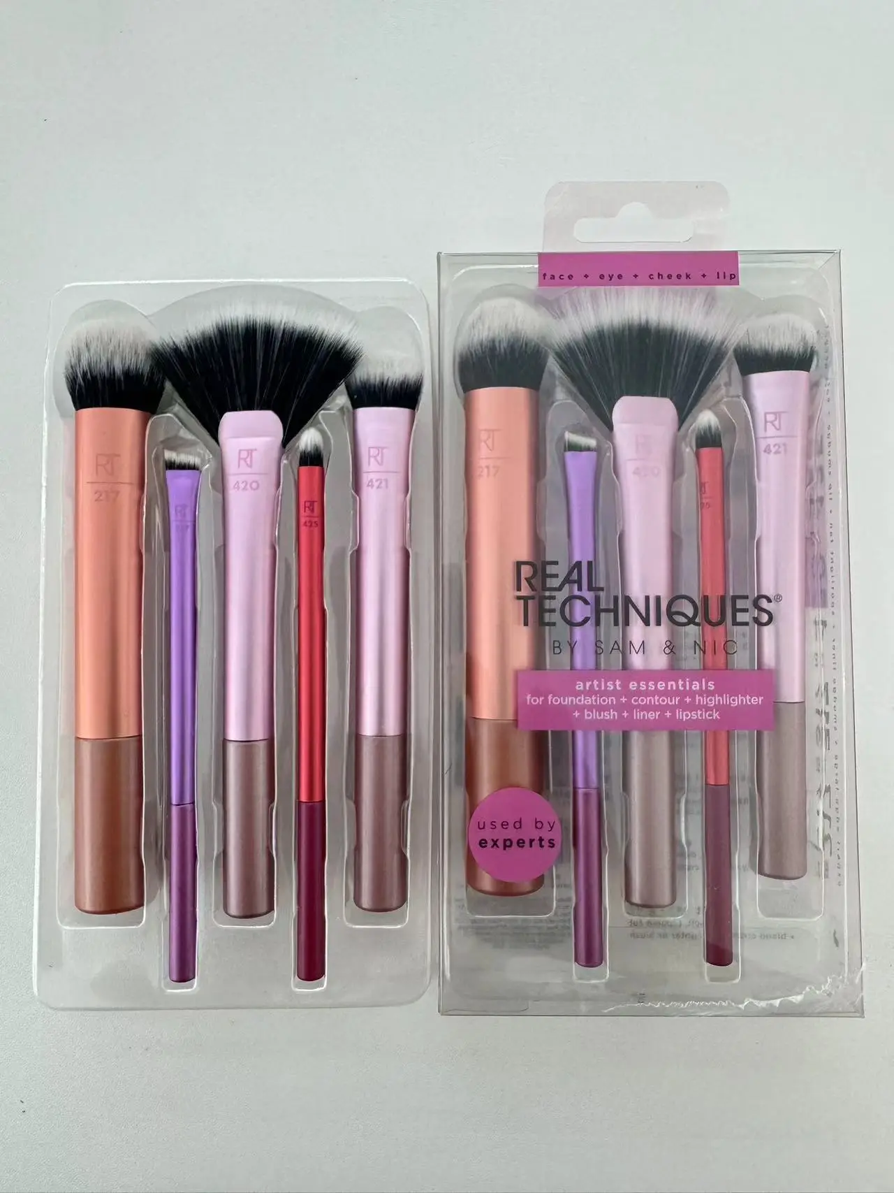 Large Loose Powder Brush Beauty Tool for Blush & Eyeshadow — feature 5