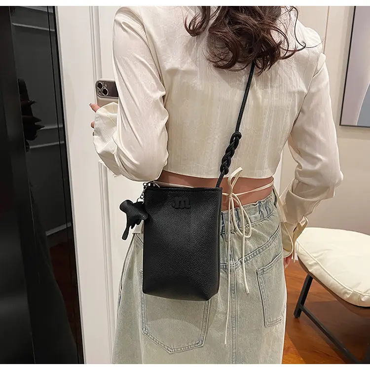 Cute White Shoulder Bag for Women Spring Summer — feature 16