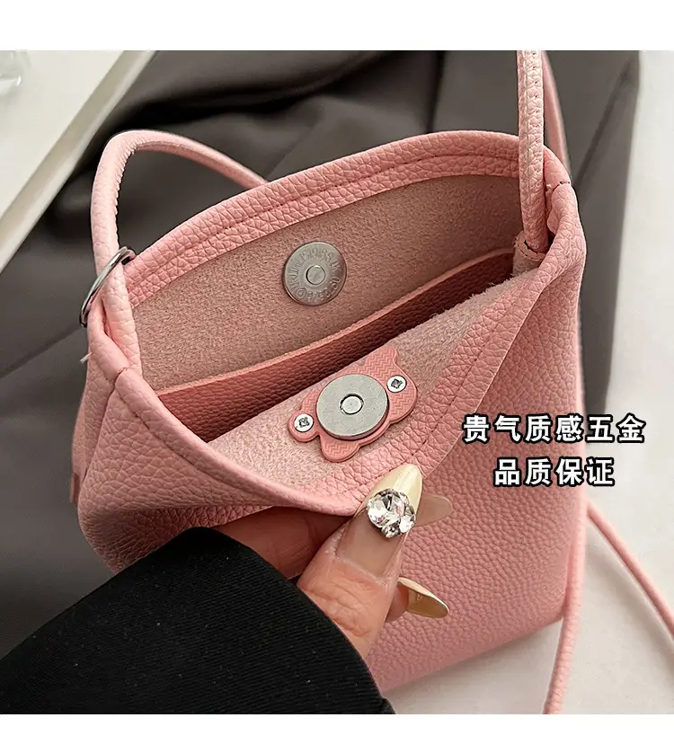 Cute White Shoulder Bag for Women Spring Summer — feature 9