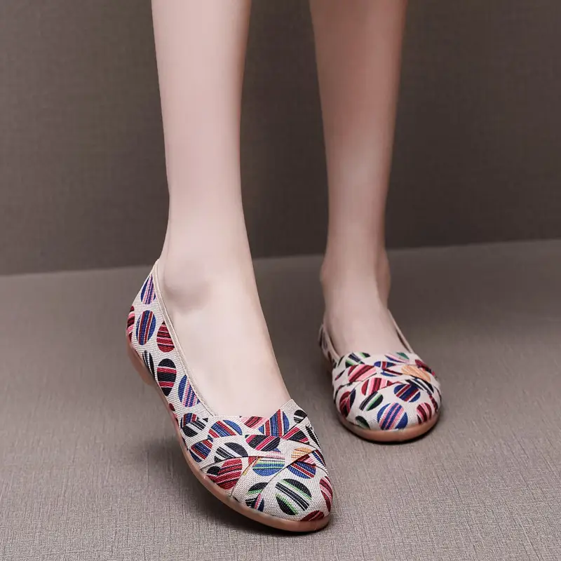 Spring and Summer New Old Beijing Cloth Shoes Women's Low-top All-match Canvas Shoes Slip-on Flat Shoes Low Heel Comfortable Fisherman Shoes - Image 15