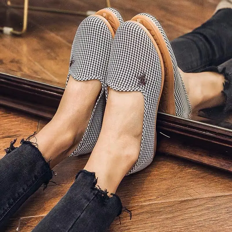 Spring and Summer New Women's Shoes, Old Beijing Cloth Shoes, Middle-Aged and Elderly Mother's Shoes, Comfortable Non-Slip Women's Flats, One-Step Tbottomon Soles — feature 14