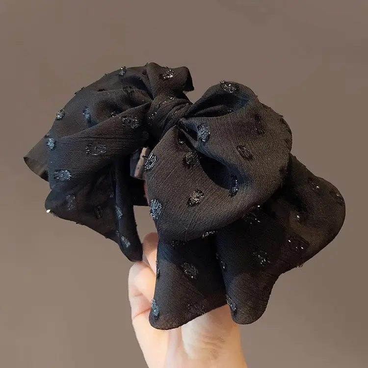 Black Star Hairpin with Embellished Bow Clip - Image 5