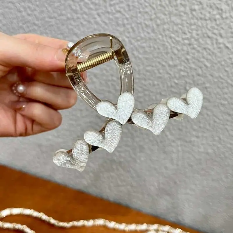 Korean Style Fresh Love Grab Hairpin Clip for Women - Image 3