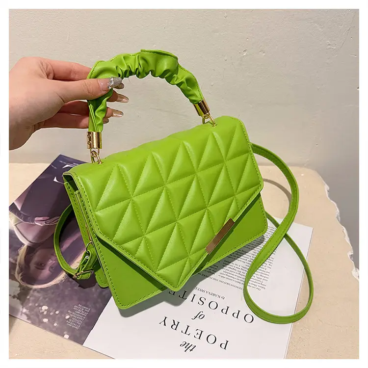 White Pleated Shoulder Bag for Women 2024 Spring — feature 27