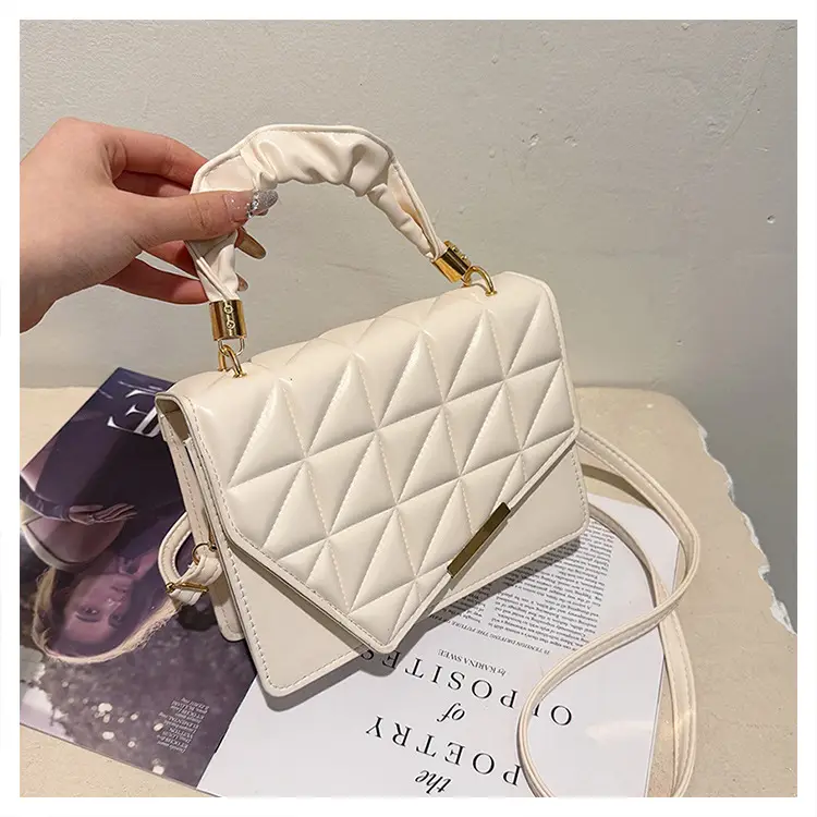 White Pleated Shoulder Bag for Women 2024 Spring — feature 28