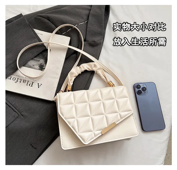 White Pleated Shoulder Bag for Women 2024 Spring — feature 6