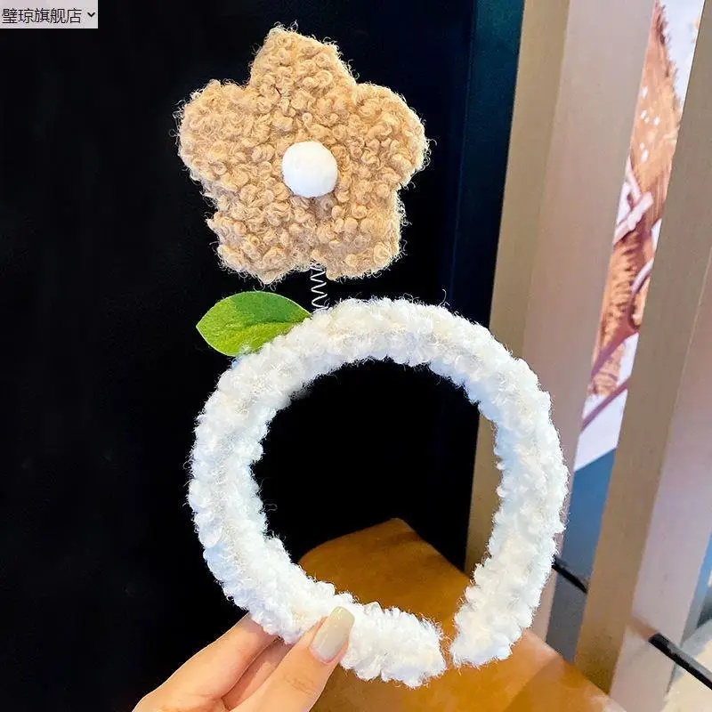 Plush Flower Hairband for Women Korean Style - Image 11