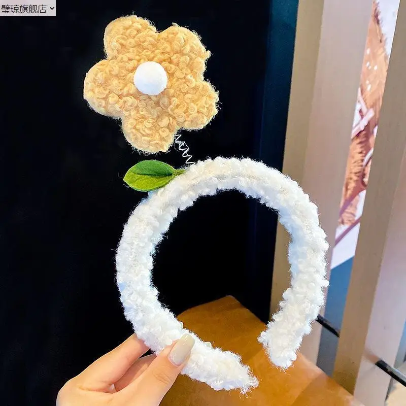 Plush Flower Hairband for Women Korean Style - Image 9