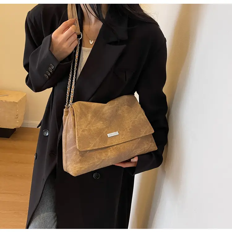 Green Flip Chain Shoulder Bag 2024 Summer — feature 14