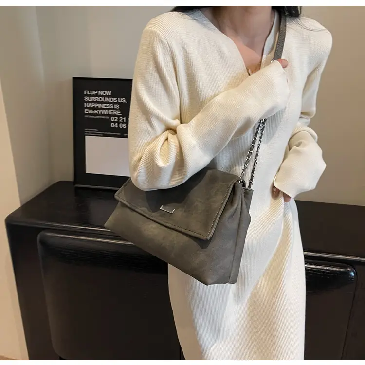 Green Flip Chain Shoulder Bag 2024 Summer — feature 18
