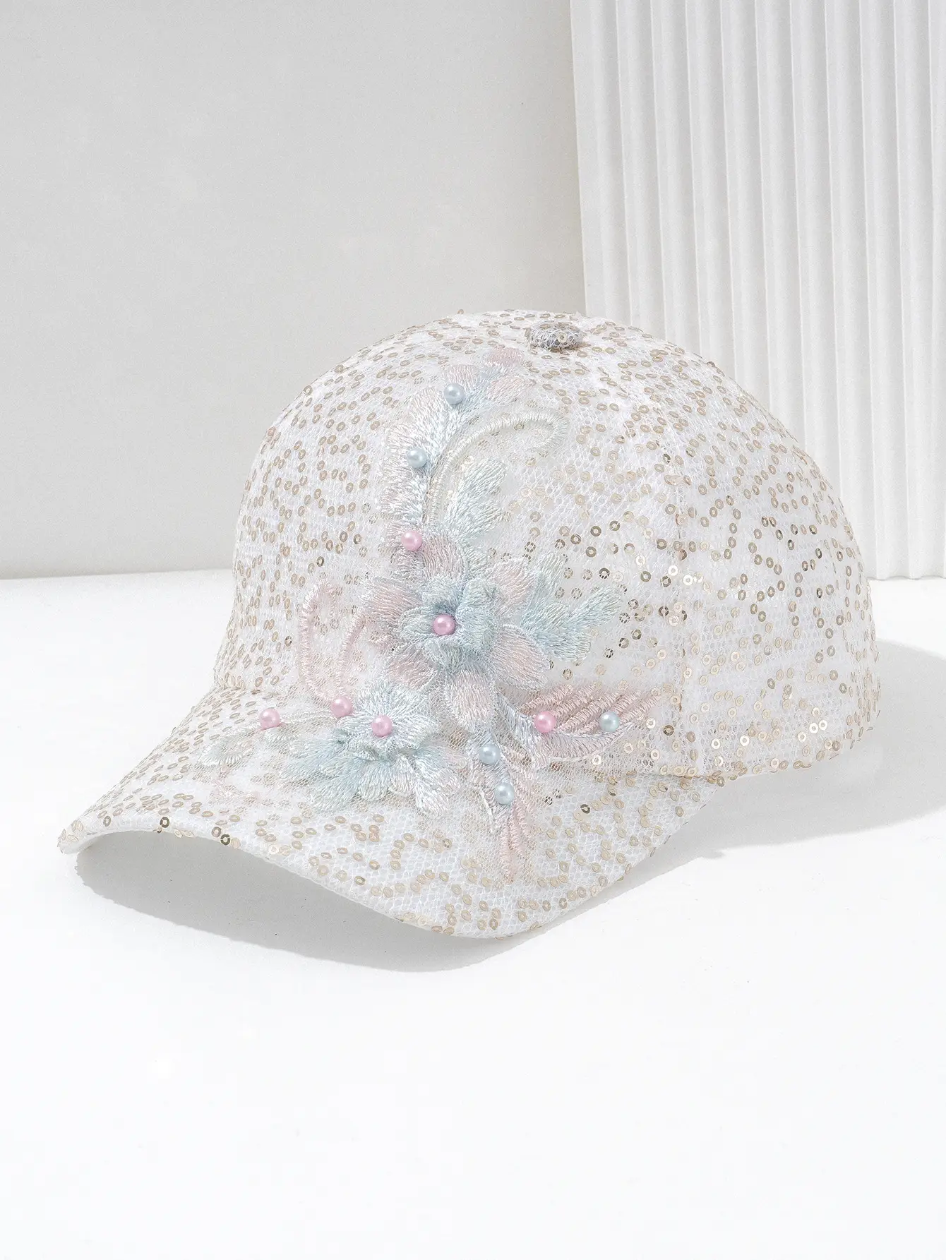 Embroidered Pearl Baseball Cap for Women with Lace Design — feature 2