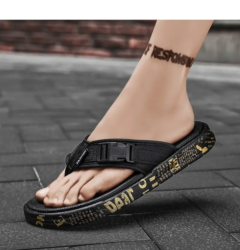 Men's Flip-Flops 2026 New Summer Trendy Sandals Beach Shoes Non-Slip Anti-Odor Ins Trendy Outdoor Slippers for Men — feature 10