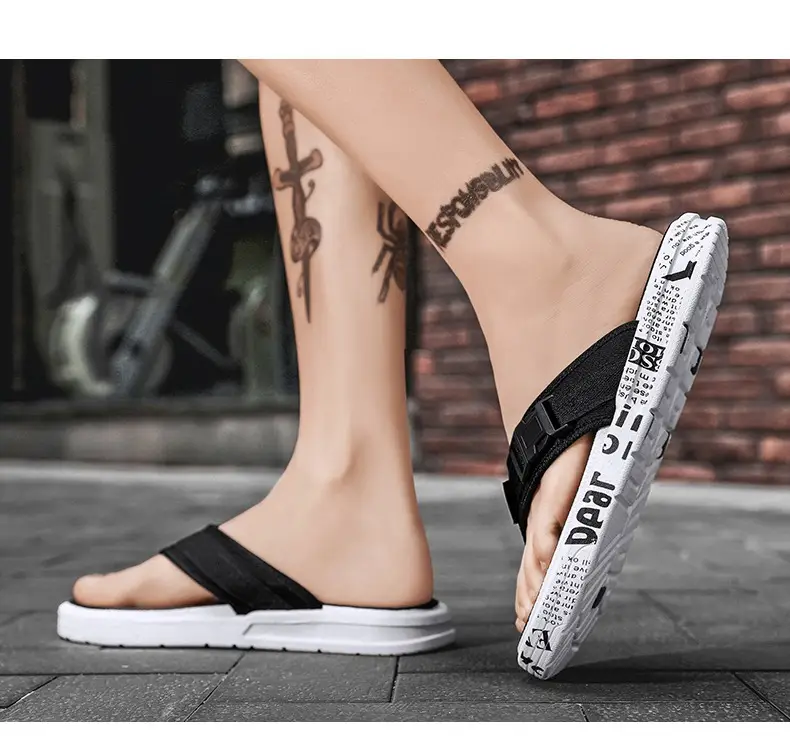 Men's Flip-Flops 2026 New Summer Trendy Sandals Beach Shoes Non-Slip Anti-Odor Ins Trendy Outdoor Slippers for Men — feature 14