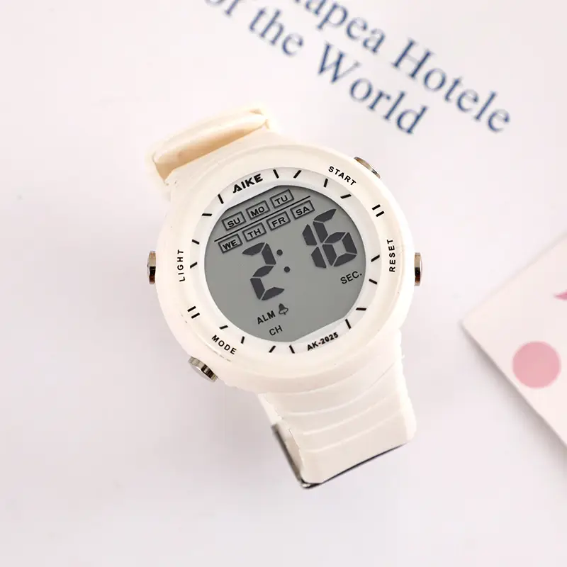 Green Digital Watch for Women with Silicone Band — feature 9