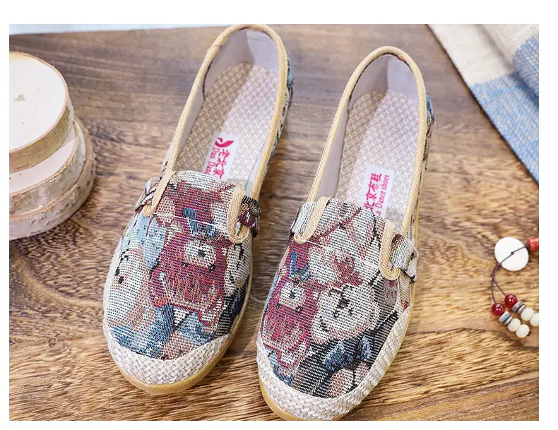 Spring and Autumn New Beijing Old Cloth Shoes Women's Non-slip Soft Bottom Beef Bottom Comfortable Wear-resistant Canvas Fashion Trend All-match — feature 12