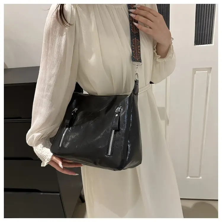 Brown Leather Shoulder Bag with Colorful Strap for Women — feature 18
