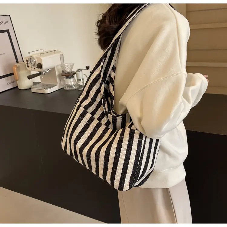 Women Striped Canvas Bucket Bag Red White 2024 Spring — feature 16