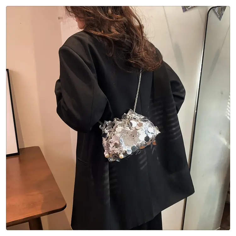 Women's 2024 Sequin Evening Bag with Chain Strap — feature 18