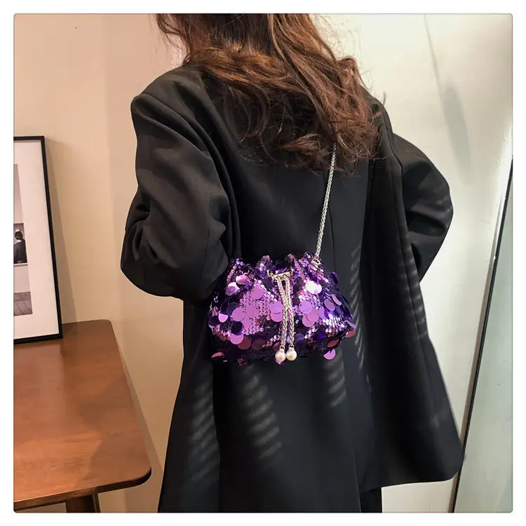 Women's 2024 Sequin Evening Bag with Chain Strap — feature 22