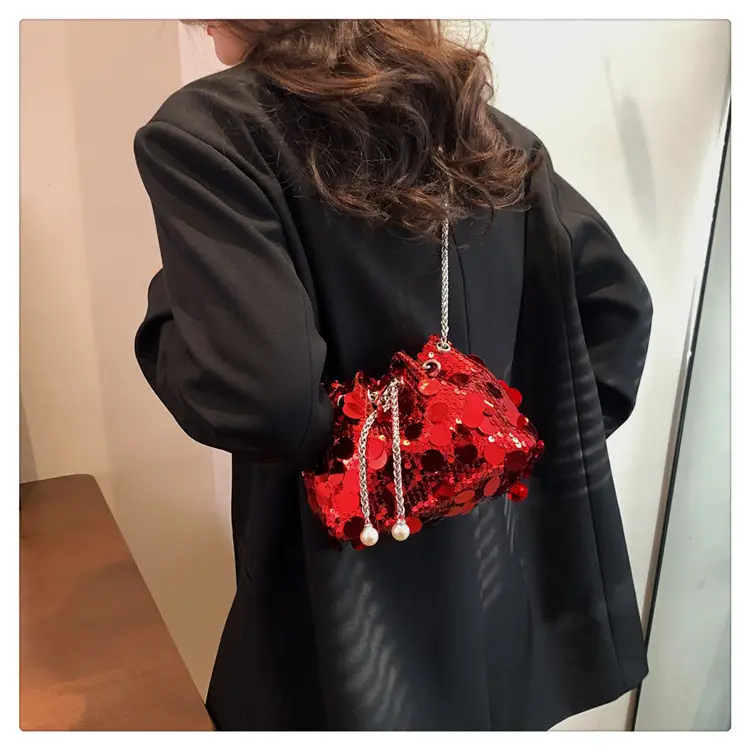 Women's 2024 Sequin Evening Bag with Chain Strap — feature 24
