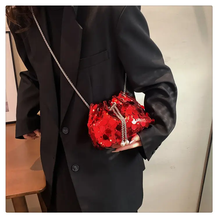 Women's 2024 Sequin Evening Bag with Chain Strap — feature 27
