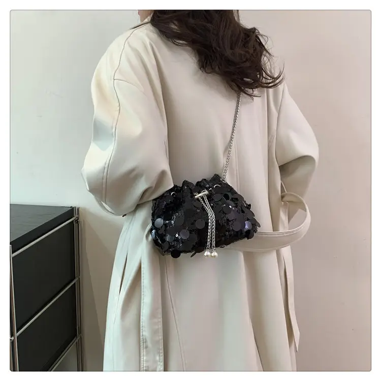 Women's 2024 Sequin Evening Bag with Chain Strap — feature 29