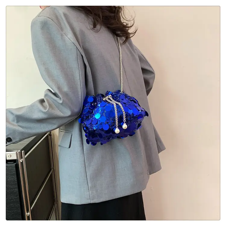 Women's 2024 Sequin Evening Bag with Chain Strap — feature 34