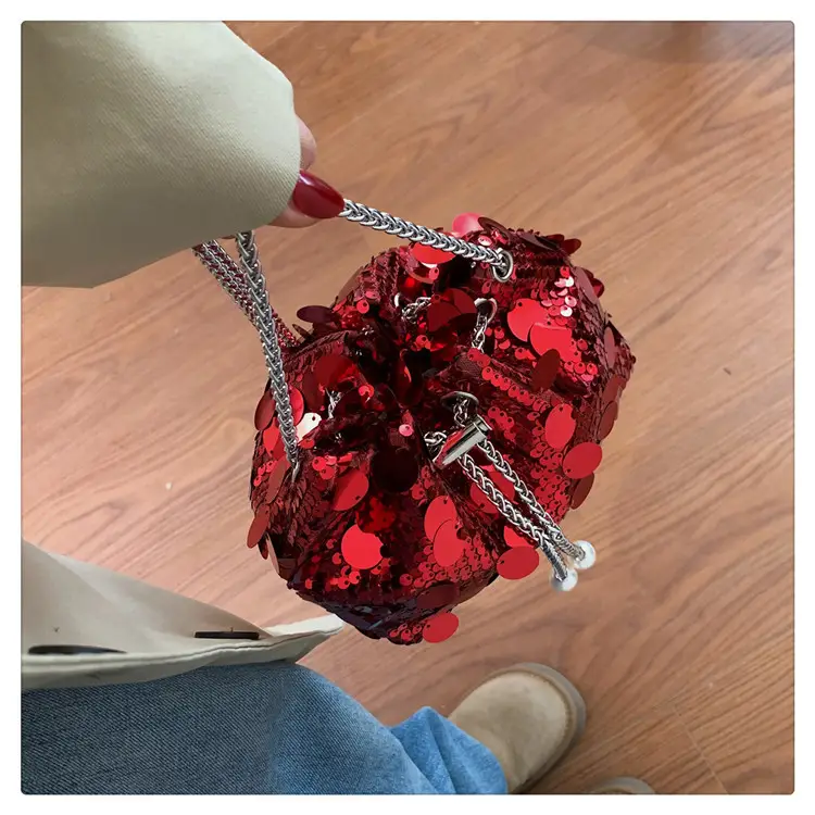 Women's 2024 Sequin Evening Bag with Chain Strap — feature 45