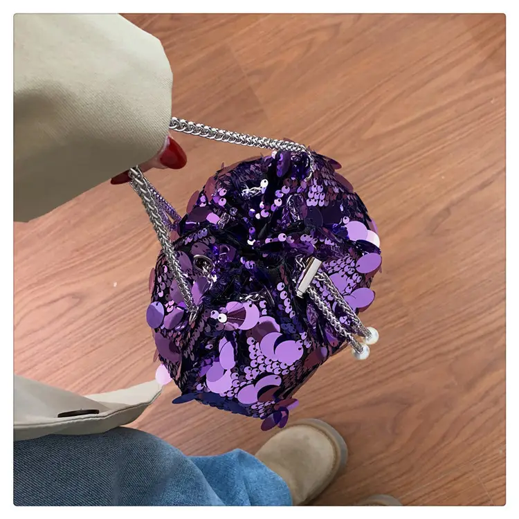 Women's 2024 Sequin Evening Bag with Chain Strap — feature 47