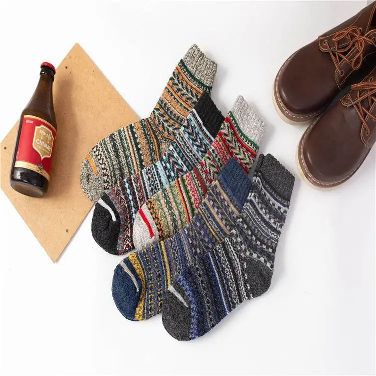 Socks for Men in Winter Fleece-Lined and Thickeneded Warm Terry Socks Ethnic Style Men's Mid-Calf Socks Cotton Socks Casual Wholesale