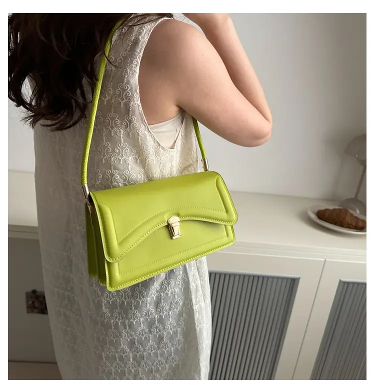 Women's Brown Leather Shoulder Bag 2024 Spring — feature 11