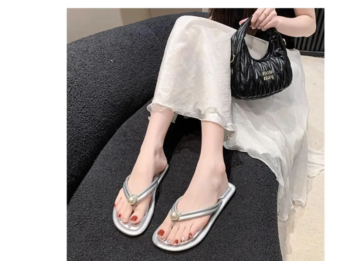 Pearl Flip-Flops for Women, Summer Outdoor Wear, Flat Soft Sole, Travel Beach Sandals, 2026 New Model — feature 4