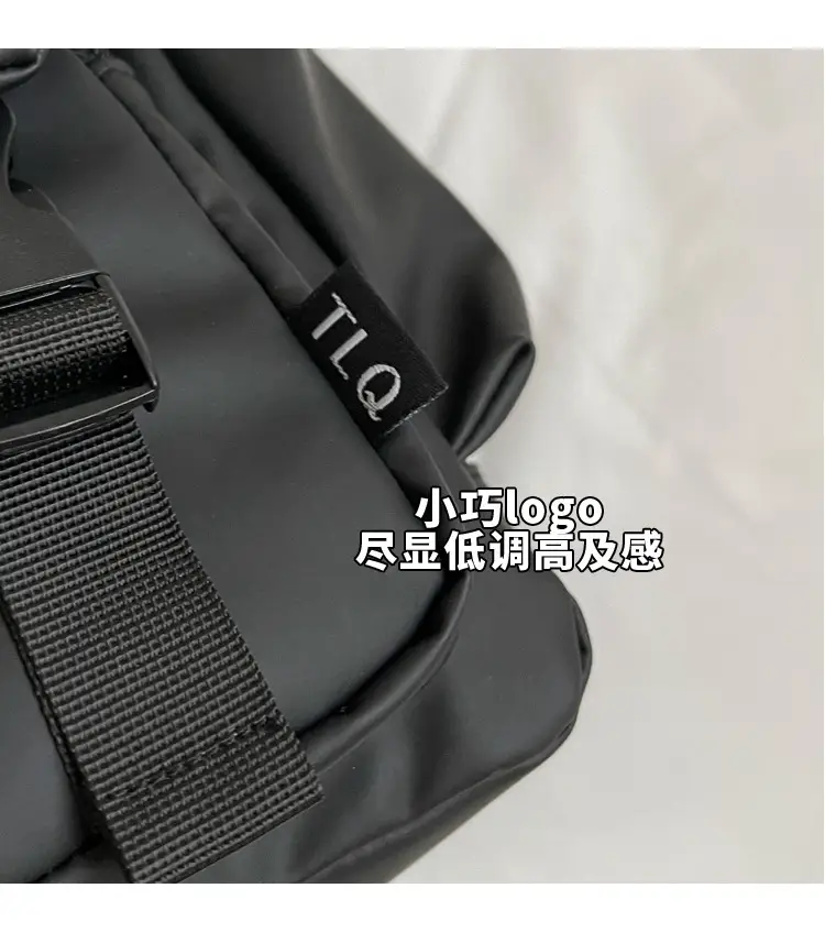2026 Men's Large Capacity Water Resistant Crossbody Bag — feature 4