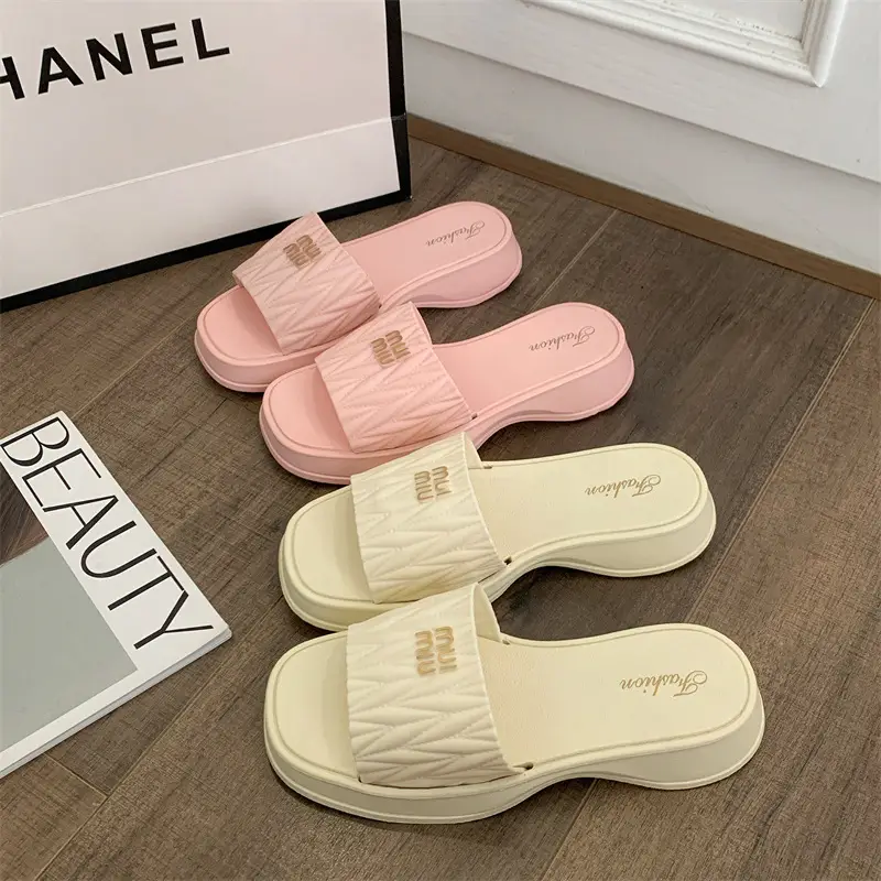 2025 Women's Pink & Green Roman Slippers — feature 15