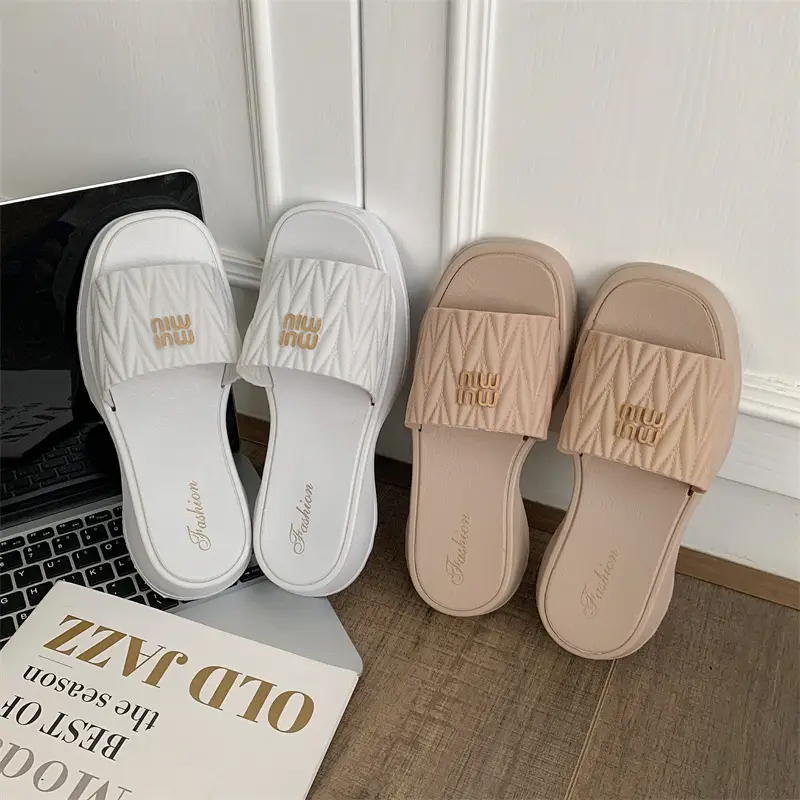 2025 Women's Pink & Green Roman Slippers — feature 3