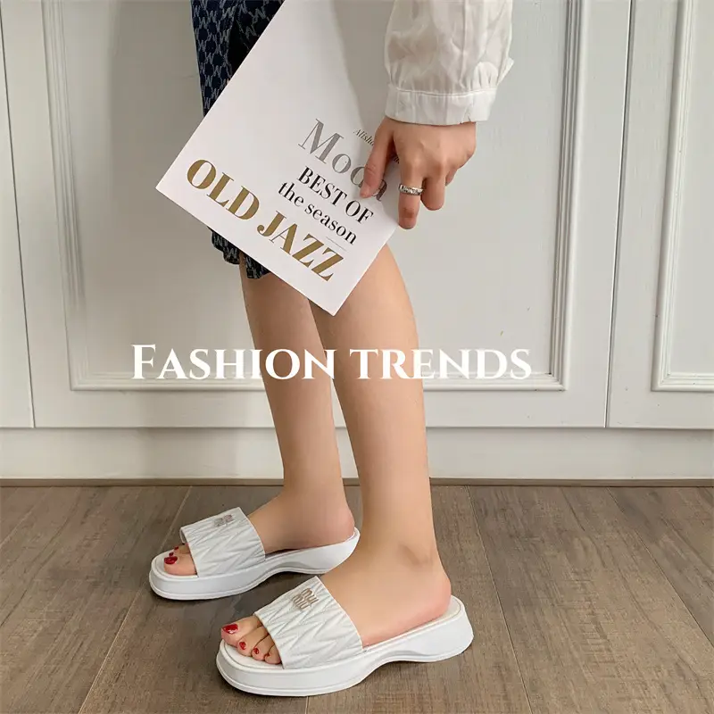 2025 Women's Pink & Green Roman Slippers — feature 9