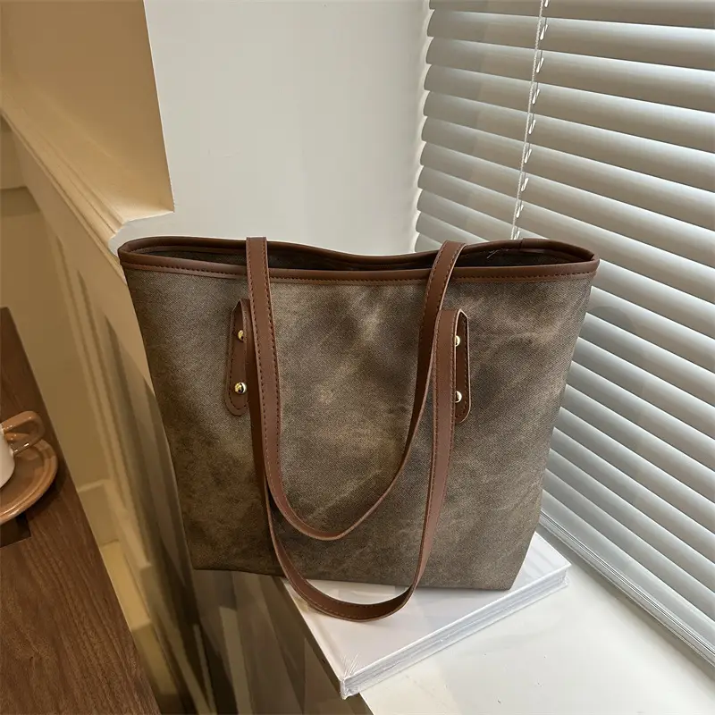 Women's Large Capacity Shoulder Bag 2024 New Style - Image 4