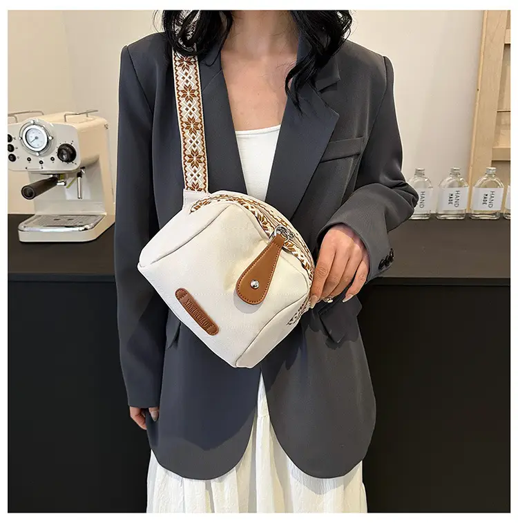 Women's Crossbody Bag White Nylon 2024 Spring — feature 20