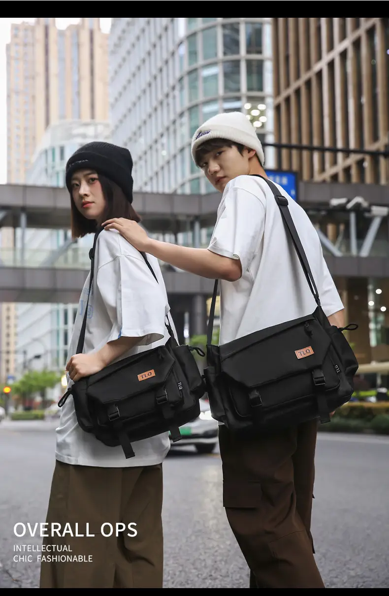 2026 Men's Black Water-Resistant Shoulder Bag — feature 6