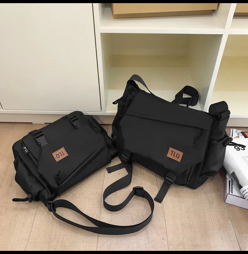 2026 Men's Black Water-Resistant Shoulder Bag — feature 8