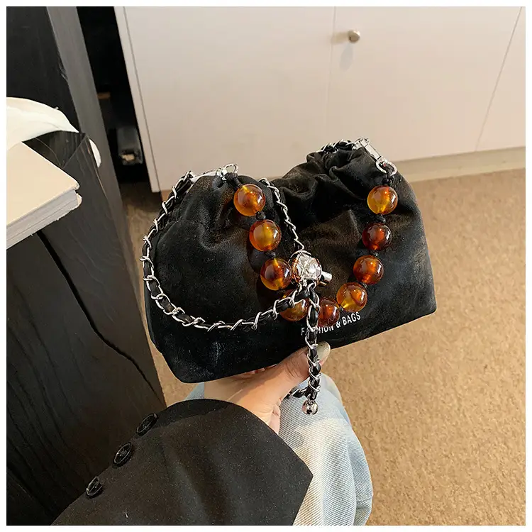 2026 New Cloud Beaded Chain Shoulder Bag — feature 26