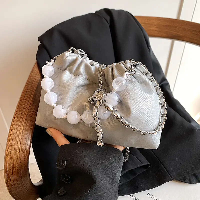 2026 New Cloud Beaded Chain Shoulder Bag