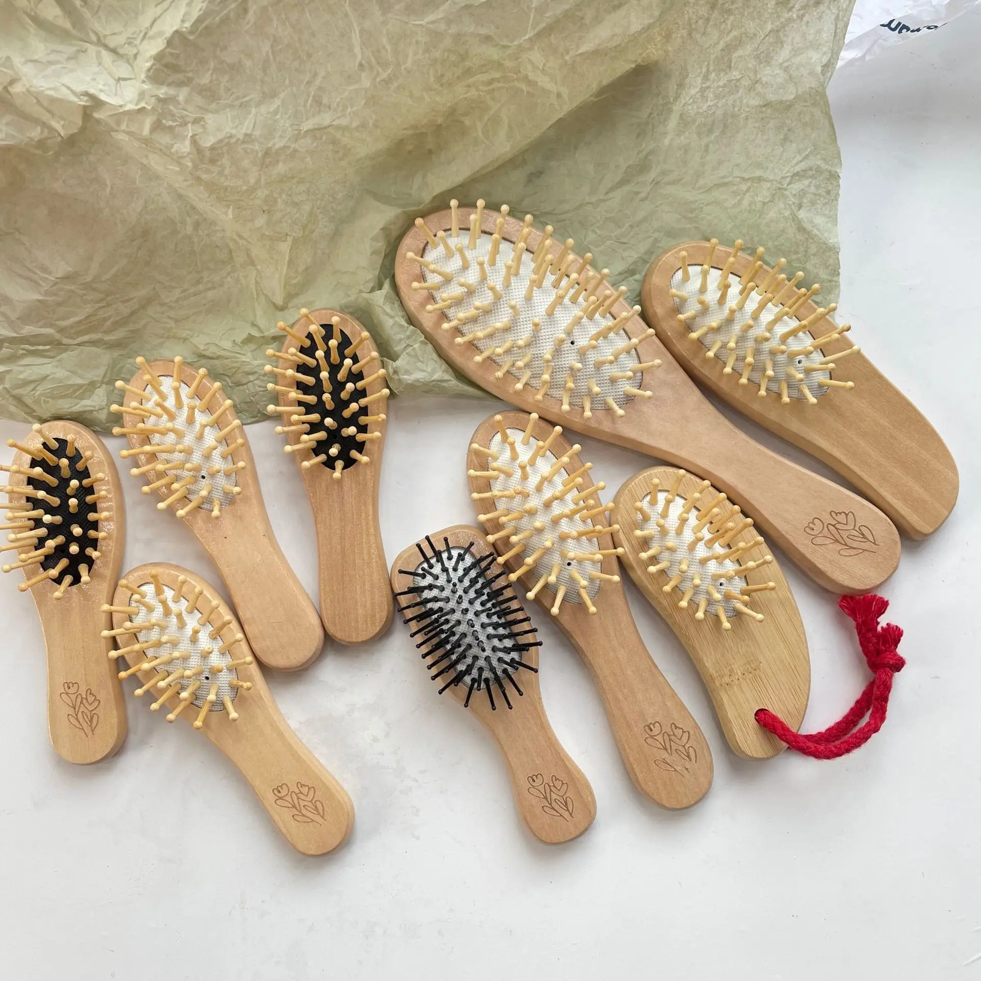 Portable Air Cushion Hair Brush for Scalp Massage Anti-Knotting Lotus Travel Home Wooden Comb BH411 — feature 4