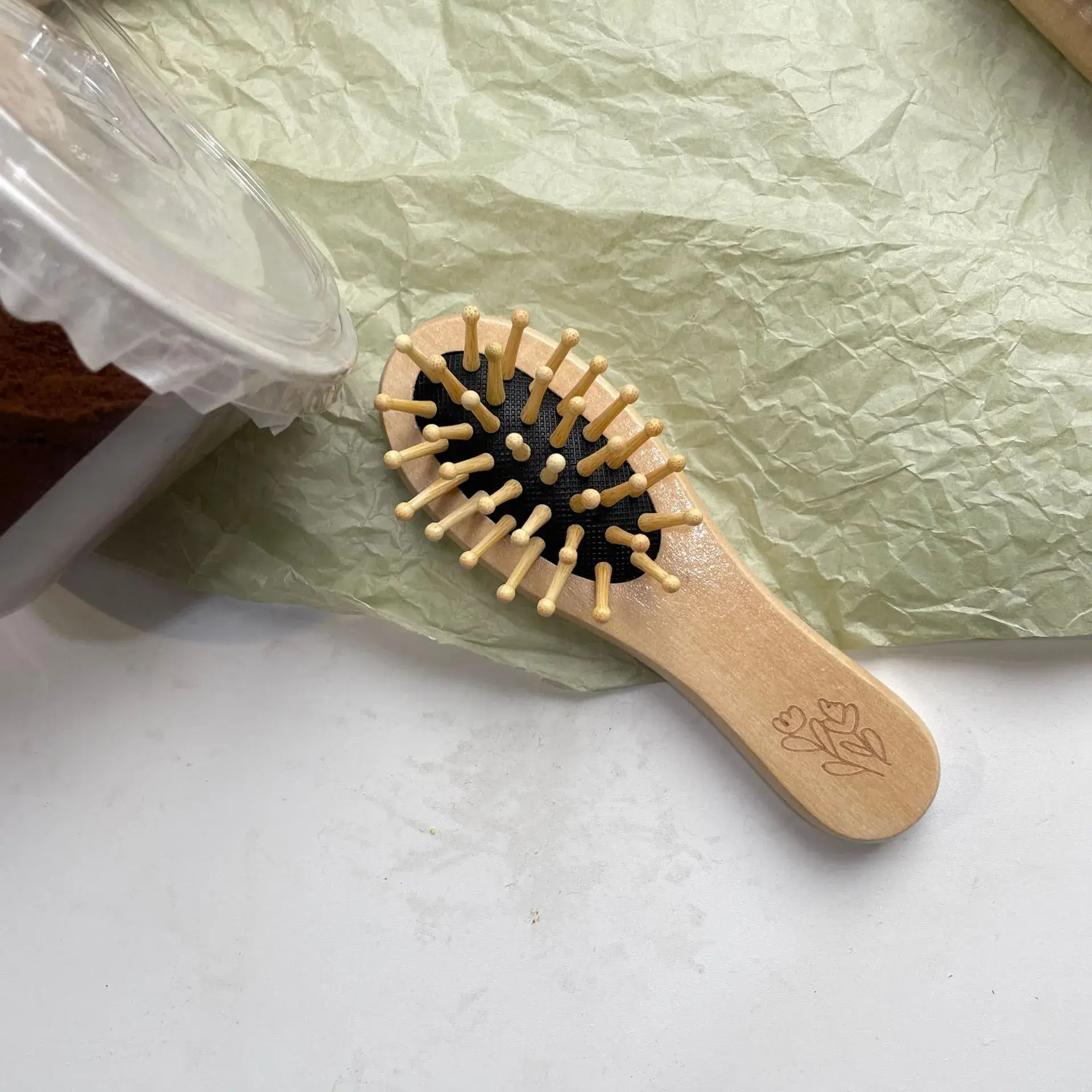Portable Air Cushion Hair Brush for Scalp Massage Anti-Knotting Lotus Travel Home Wooden Comb BH411