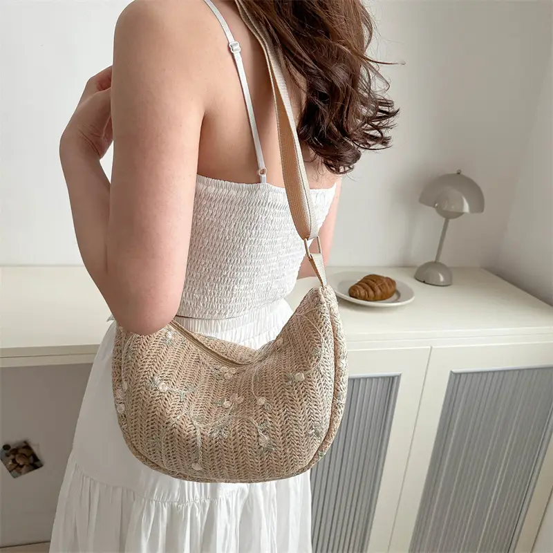 Vintage Straw Saddle Shoulder Bag for Women 2024 - Image 5
