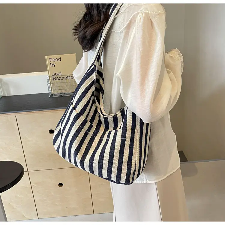 Striped Casual Shoulder Bag 2024 Spring New — feature 15