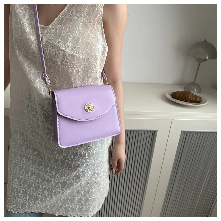 Black Square Shoulder Bag for Women 2024 β feature 10