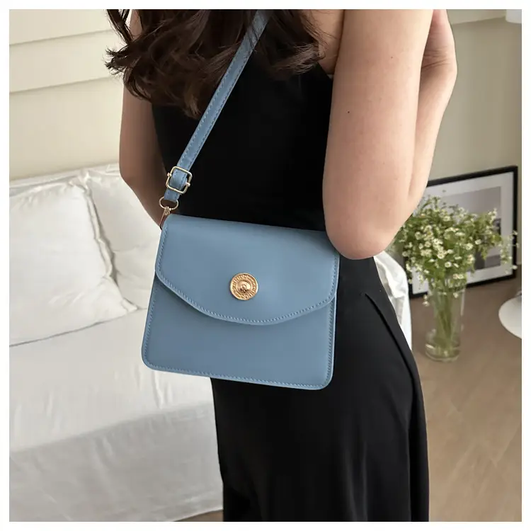 Black Square Shoulder Bag for Women 2024 β feature 11