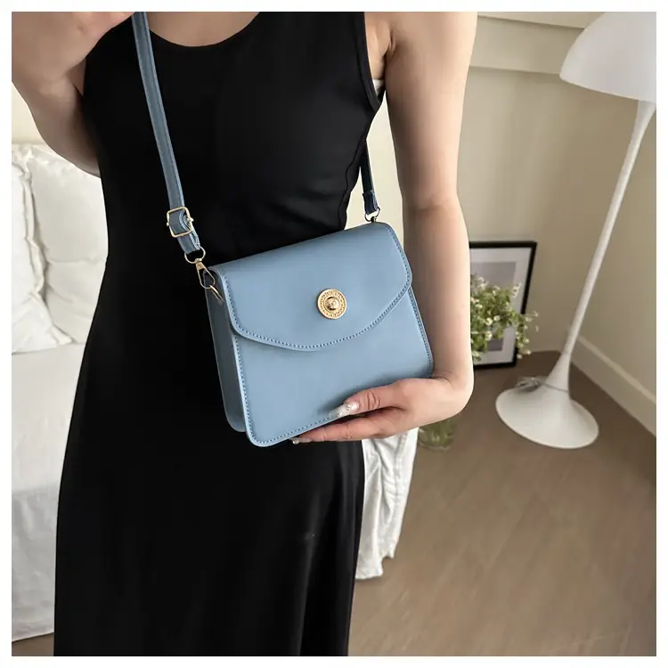 Black Square Shoulder Bag for Women 2024 β feature 12